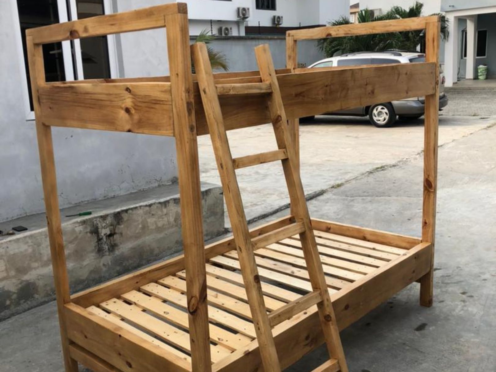 pine wood bed