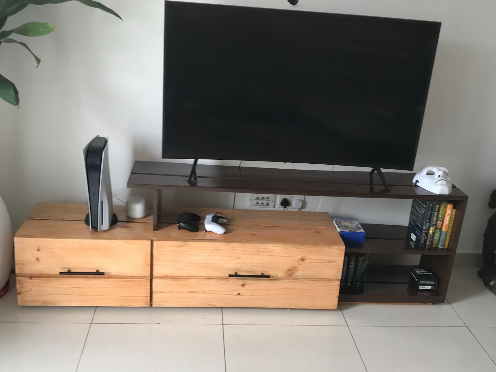 tv stand